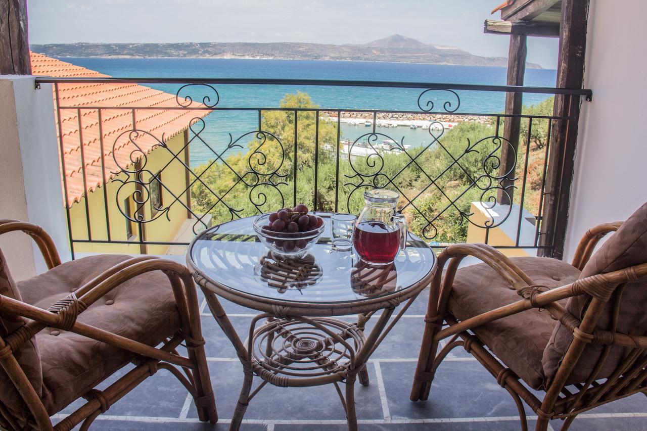 Villa Georgia 칼리베스 외부 사진